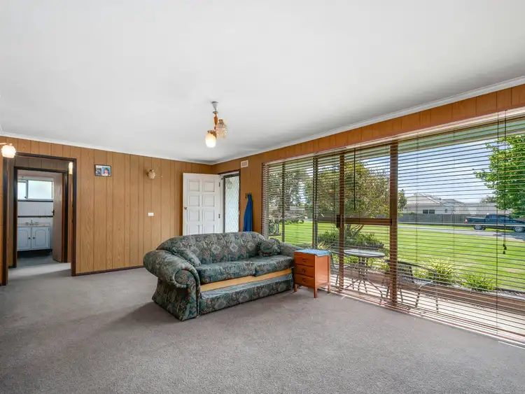 Fifth view of Homely house listing, 17 Scott Street, Bairnsdale VIC 3875