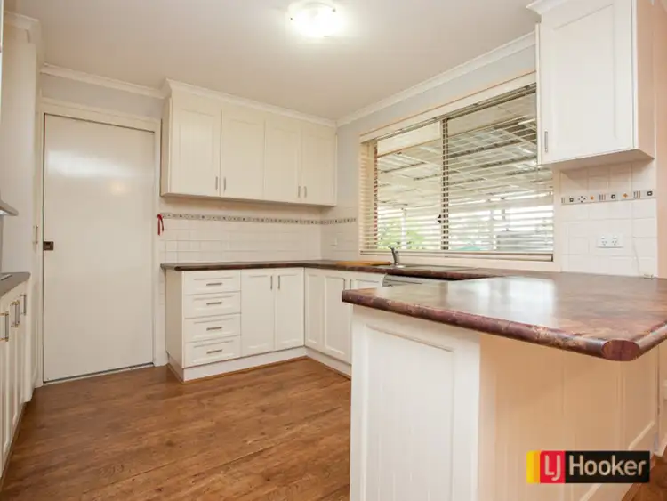 Second view of Homely house listing, 2 Bradley Place, North Tamworth NSW 2340