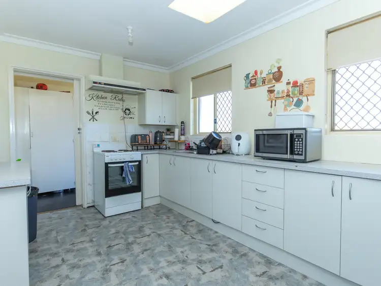 Seventh view of Homely house listing, 12 Jecks Place, Orelia WA 6167