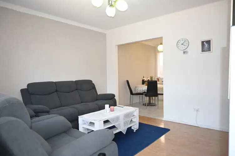 9/112 Wattle Avenue, Carramar NSW 2163