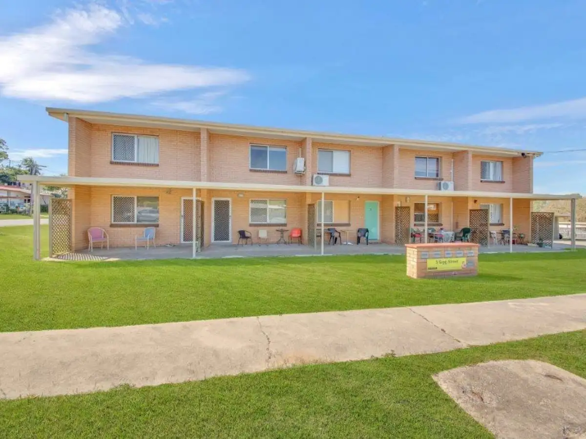 Main view of Homely unit listing, Unit 2/3 Sigg Street, South Gladstone QLD 4680