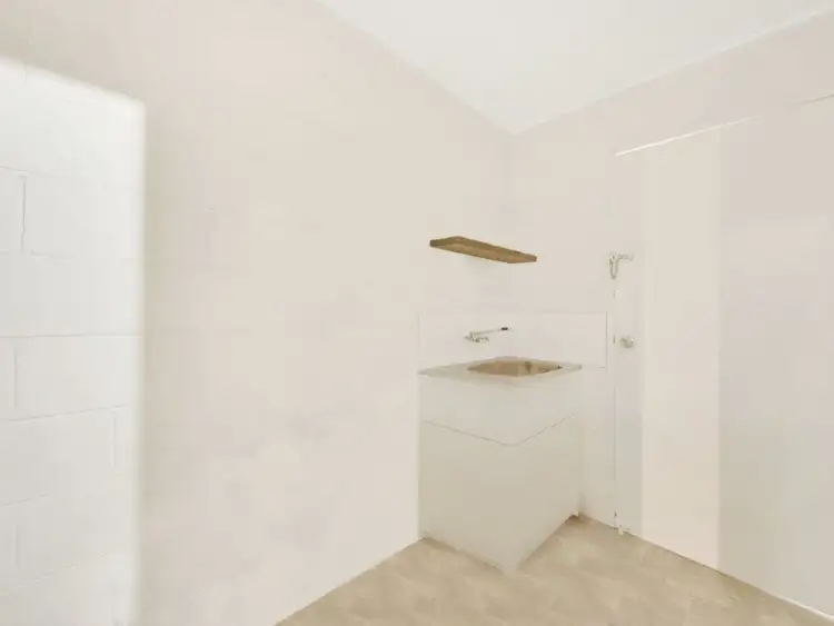 Sixth view of Homely unit listing, Unit 2/3 Sigg Street, South Gladstone QLD 4680