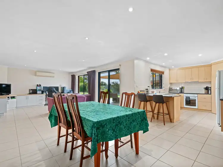 Fifth view of Homely house listing, 85 Gatehouse Drive, Eastwood VIC 3875