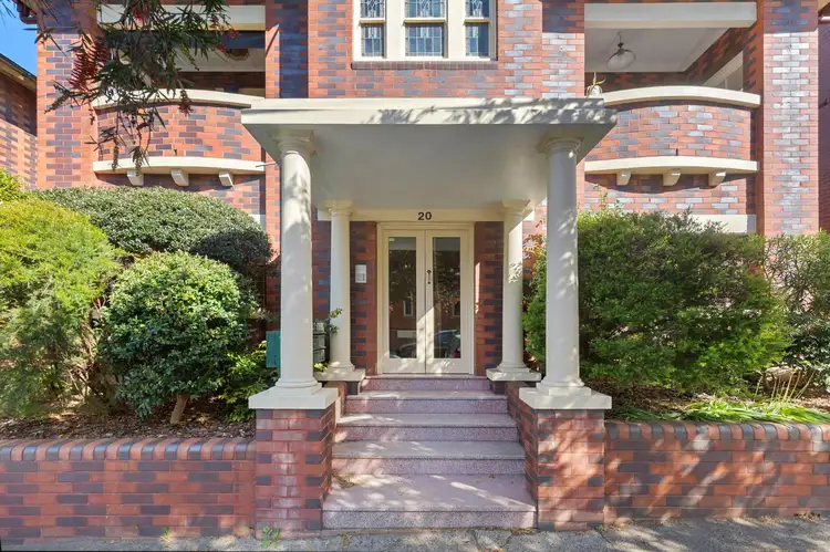 2/20 Holt Street, Stanmore NSW 2048