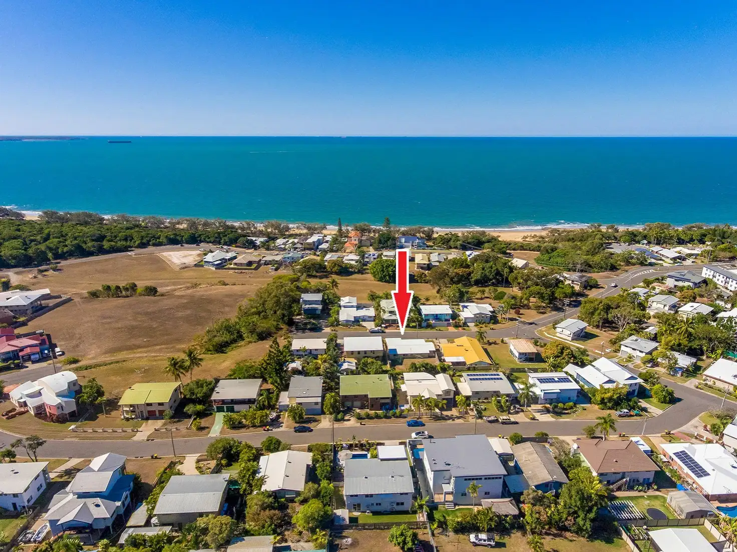 Main view of Homely semi-detached listing, 1&2/11 Margaret Street, Tannum Sands QLD 4680