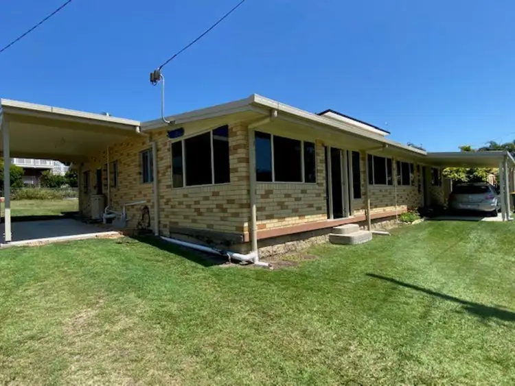 Second view of Homely semi-detached listing, 1&2/11 Margaret Street, Tannum Sands QLD 4680