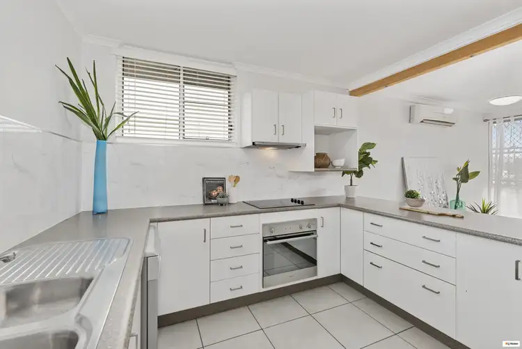 Second view of Homely unit listing, 10/31 Surrey Street, Hyde Park QLD 4812