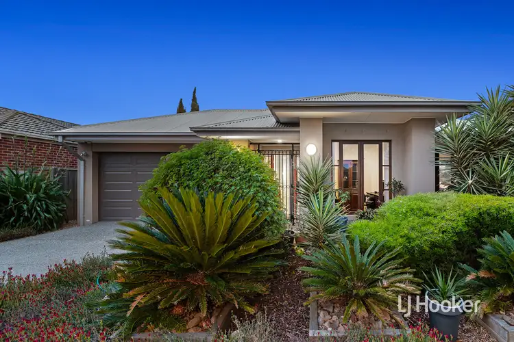 23 Tobago Avenue, Point Cook VIC 3030