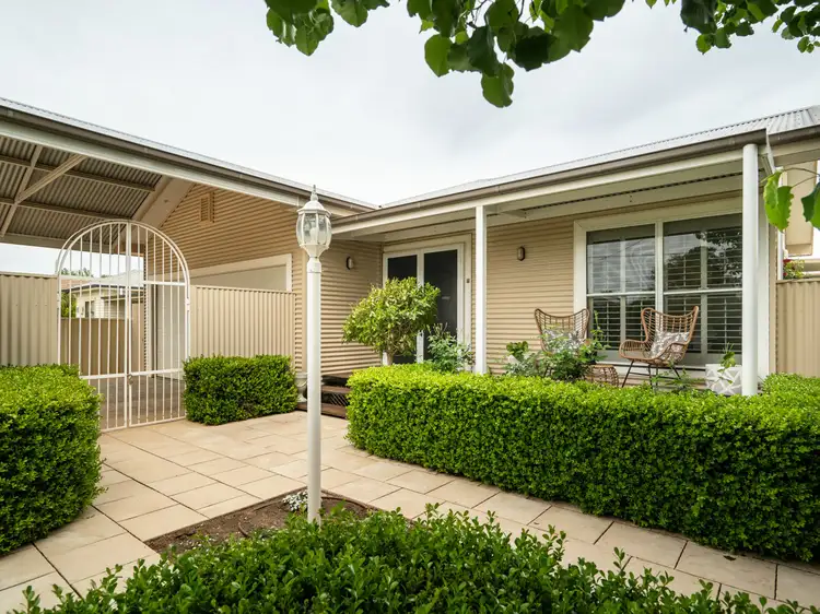 44 Algalah Street, Narromine NSW 2821
