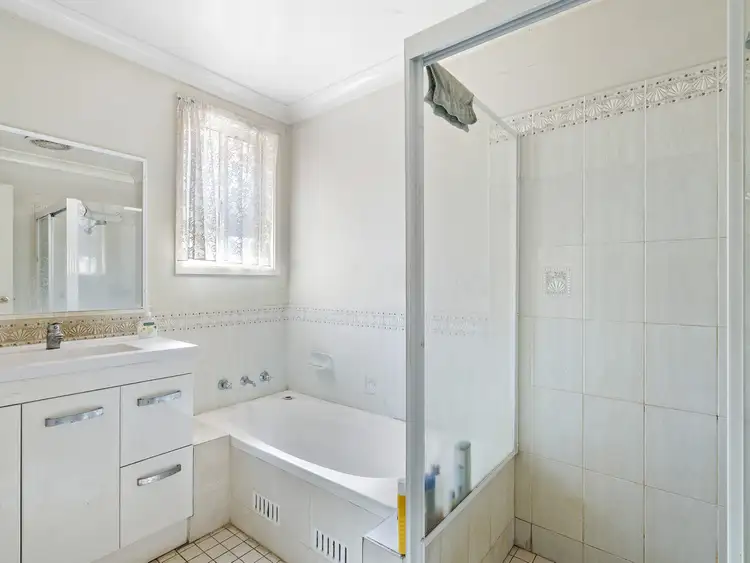 Sixth view of Homely villa listing, 2/27 Watanobbi Road, Watanobbi NSW 2259