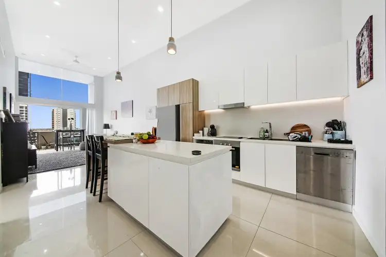 701/26 Gray Street, Southport QLD 4215
