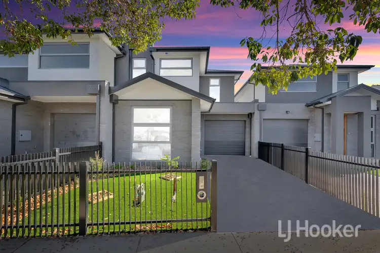 19a Stapley Crescent, Altona North VIC 3025