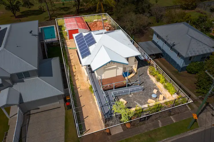 66 Glindemann Drive, Holland Park QLD 4121