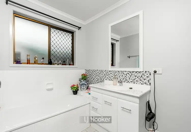 Seventh view of Homely house listing, 6 St Johns Way, Boronia Heights QLD 4124