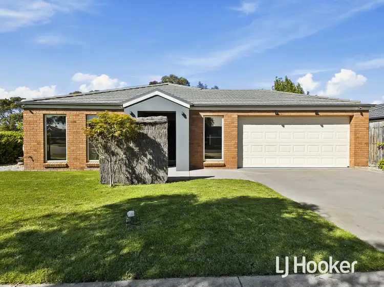 27 Artisan Way, Inverloch VIC 3996