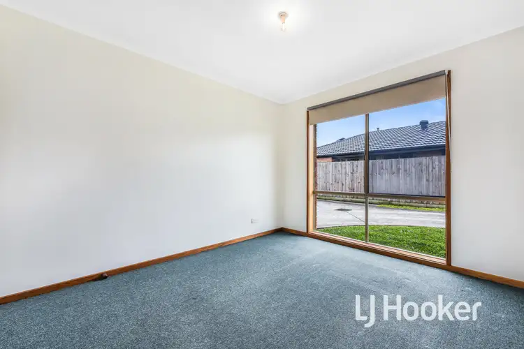Third view of Homely house listing, 1/5 Maureen Close, Cranbourne West VIC 3977