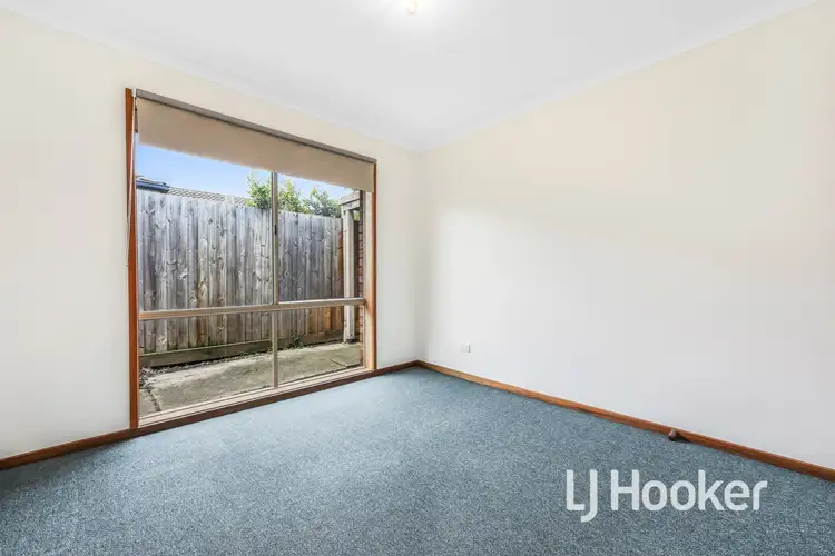 Seventh view of Homely house listing, 1/5 Maureen Close, Cranbourne West VIC 3977