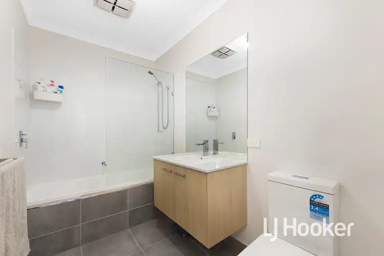 Sixth view of Homely house listing, 10 Rubus Way, Pakenham VIC 3810