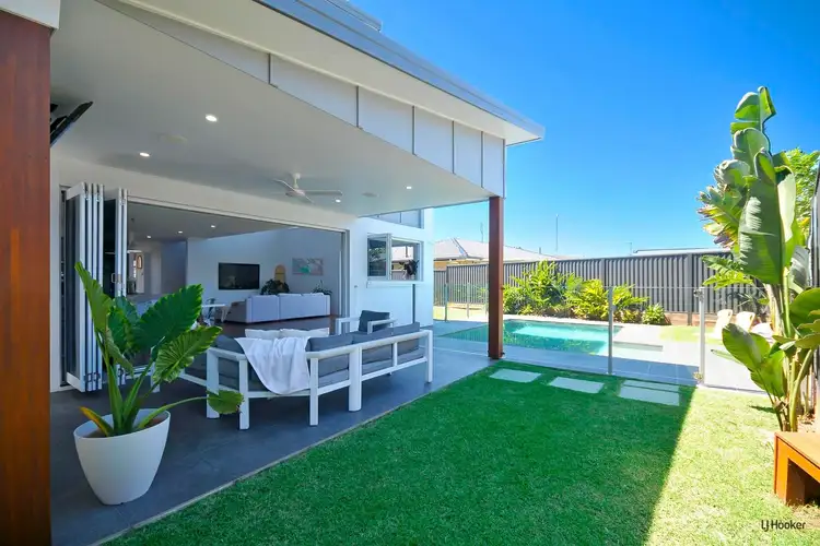 12 Mahogany Drive, Palm Beach QLD 4221