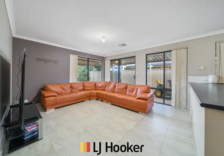 Seventh view of Homely house listing, 14 Brookeby Heights, Leda WA 6170