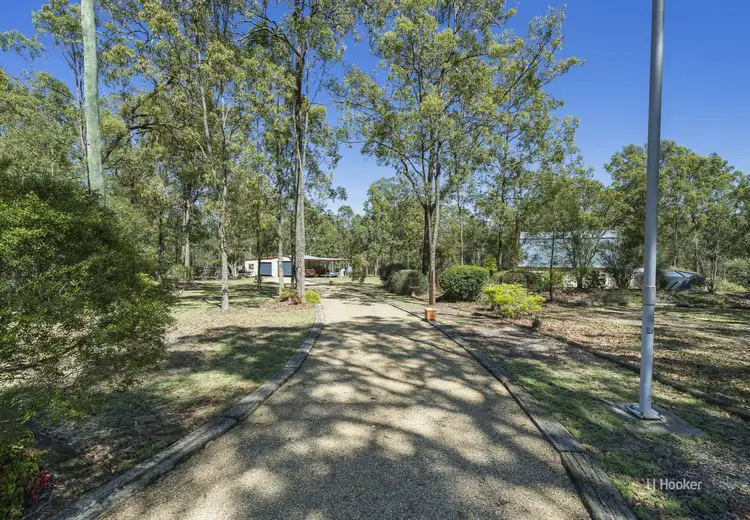 13 Duke Court, Mount Hallen QLD 4312