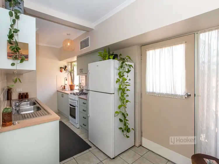 Sixth view of Homely townhouse listing, 8/2 Tilmouth Court, Gillen NT 870