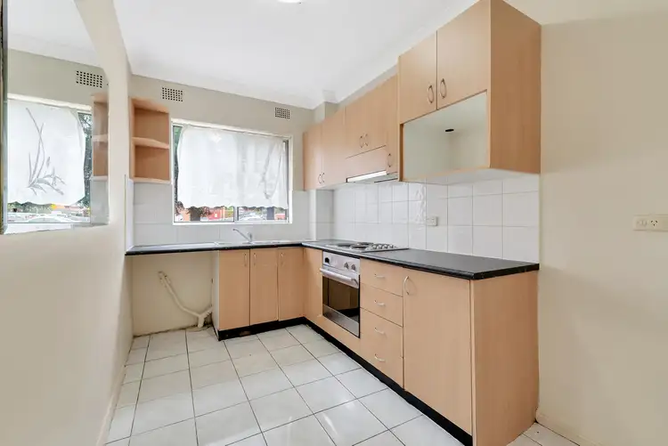 Second view of Homely unit listing, 7/186 Sandal Crescent, Carramar NSW 2163