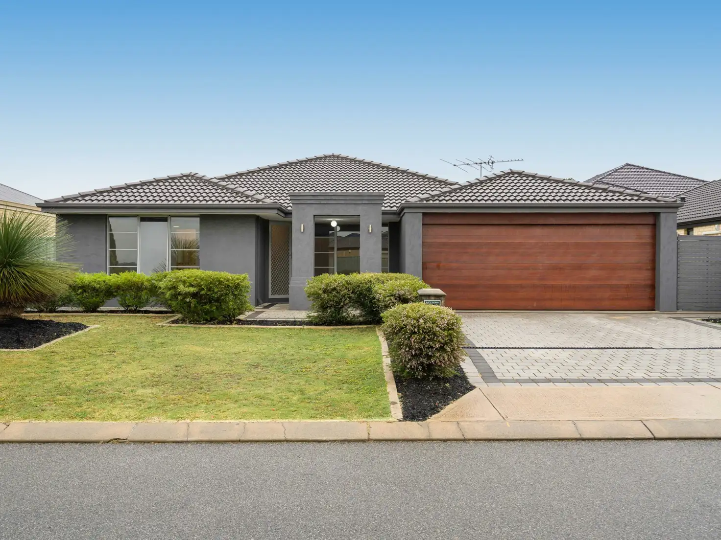 Main view of Homely house listing, 8 Eton Court, Parmelia WA 6167