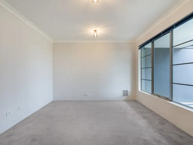 Fifth view of Homely house listing, 8 Eton Court, Parmelia WA 6167