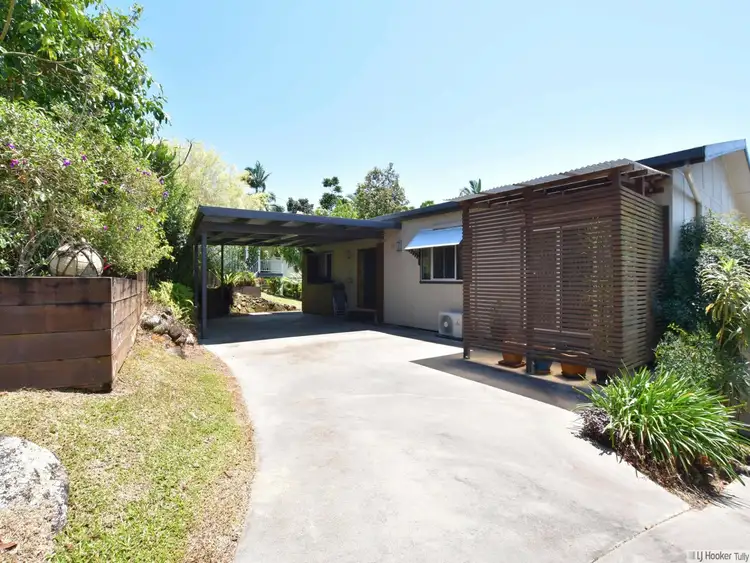 22 Hyatt Street, Tully QLD 4854