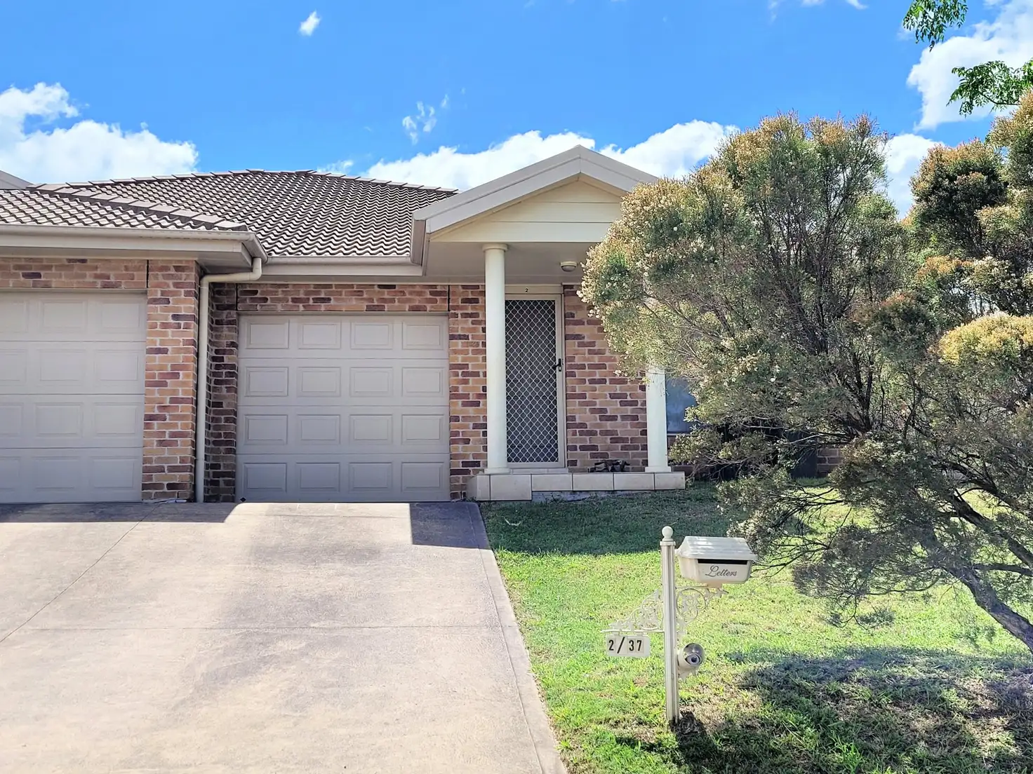 Main view of Homely unit listing, 2/37 Nelson Drive, Singleton NSW 2330