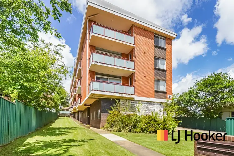 16/34 Moore Street, Campbelltown NSW 2560