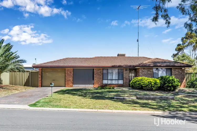 16 Wecoma Court, Craigmore SA 5114