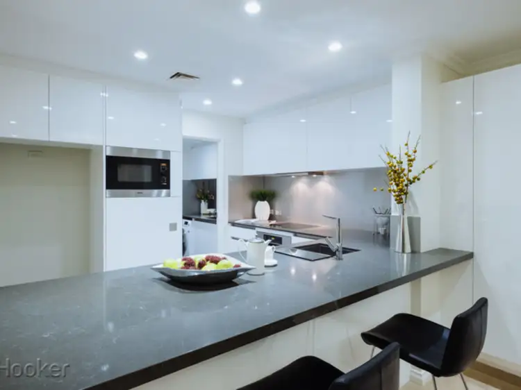 10/25 Haig Park Circle, East Perth WA 6004