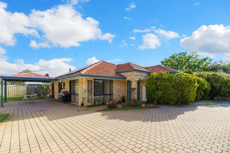 215 Corinthian Road East, Riverton WA 6148