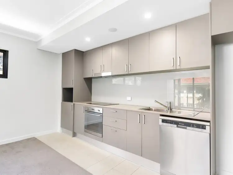 Sixth view of Homely apartment listing, 21/33 Bronte Street, East Perth WA 6004