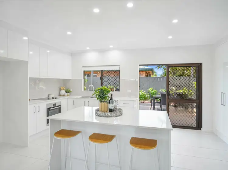 Fifth view of Homely semi-detached listing, 11 Trucano Close, Whitfield QLD 4870