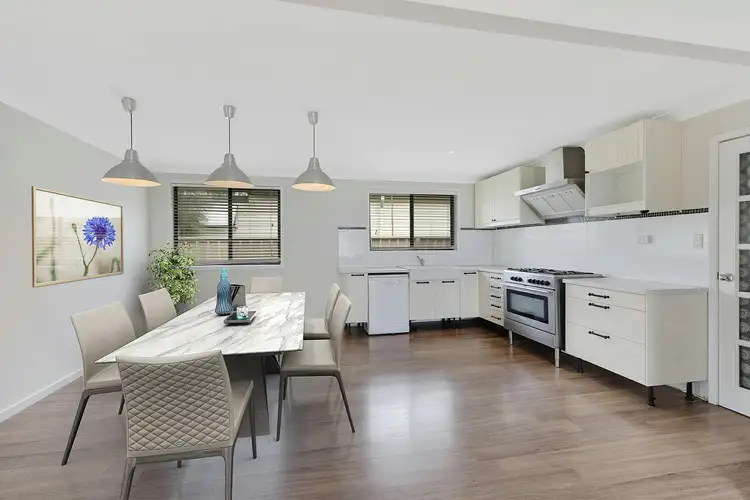 Fifth view of Homely house listing, 8 East Street, Killarney Vale NSW 2261