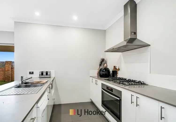 Main view of Homely house listing, 7/5 Arpent Link, Brabham WA 6055