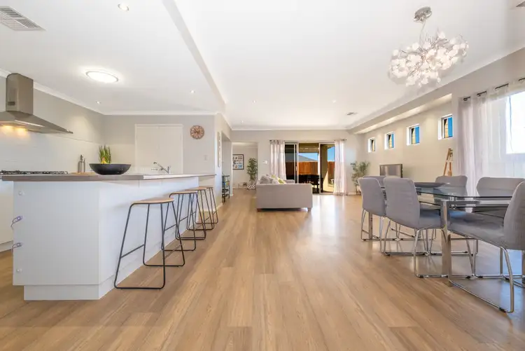 15 Balicup Way, Lakelands WA 6180