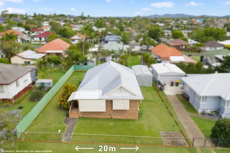 16 Glading Street, Manly West QLD 4179