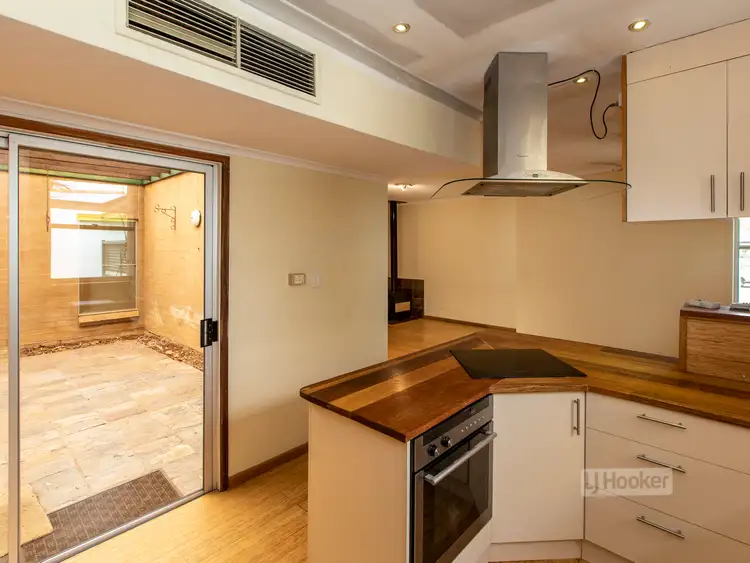 Fifth view of Homely house listing, 6 Cassia Court, East Side NT 870