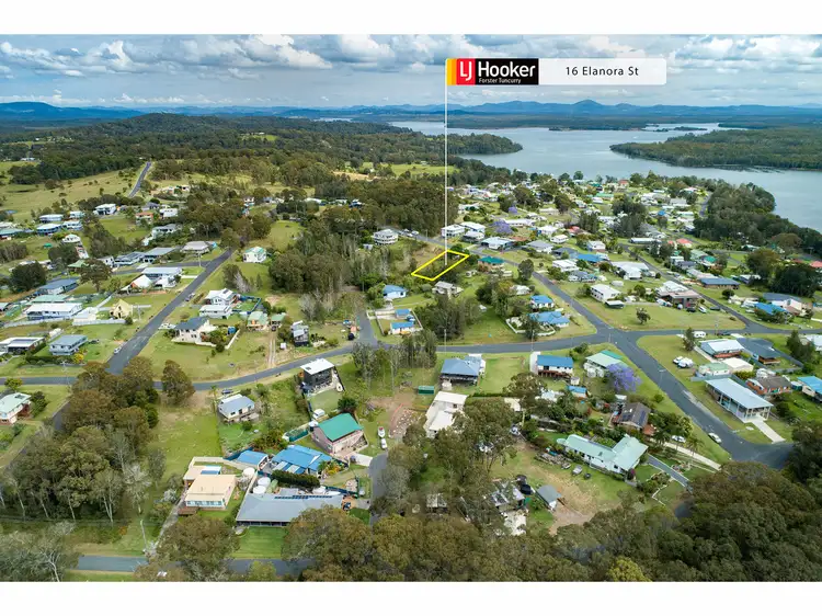16 Elanora Street, Coomba Park NSW 2428