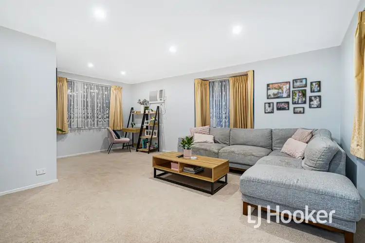 Third view of Homely house listing, 7 Rae Court, Pakenham VIC 3810