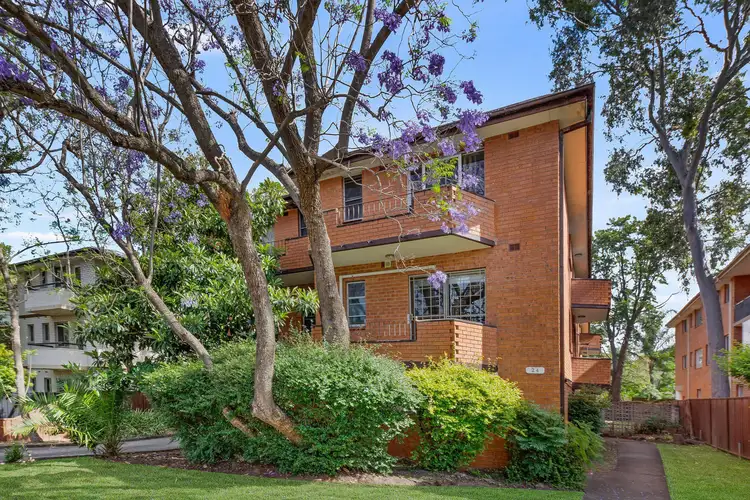 2/24 Caroline Street, Westmead NSW 2145