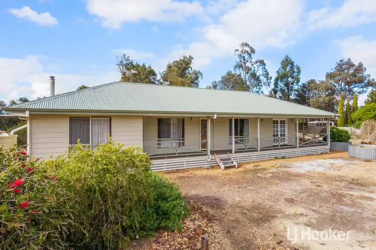 24 Dudley Street, Collie Burn WA 6225
