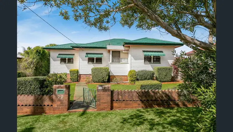 20 Hillview Avenue, Newtown QLD 4350