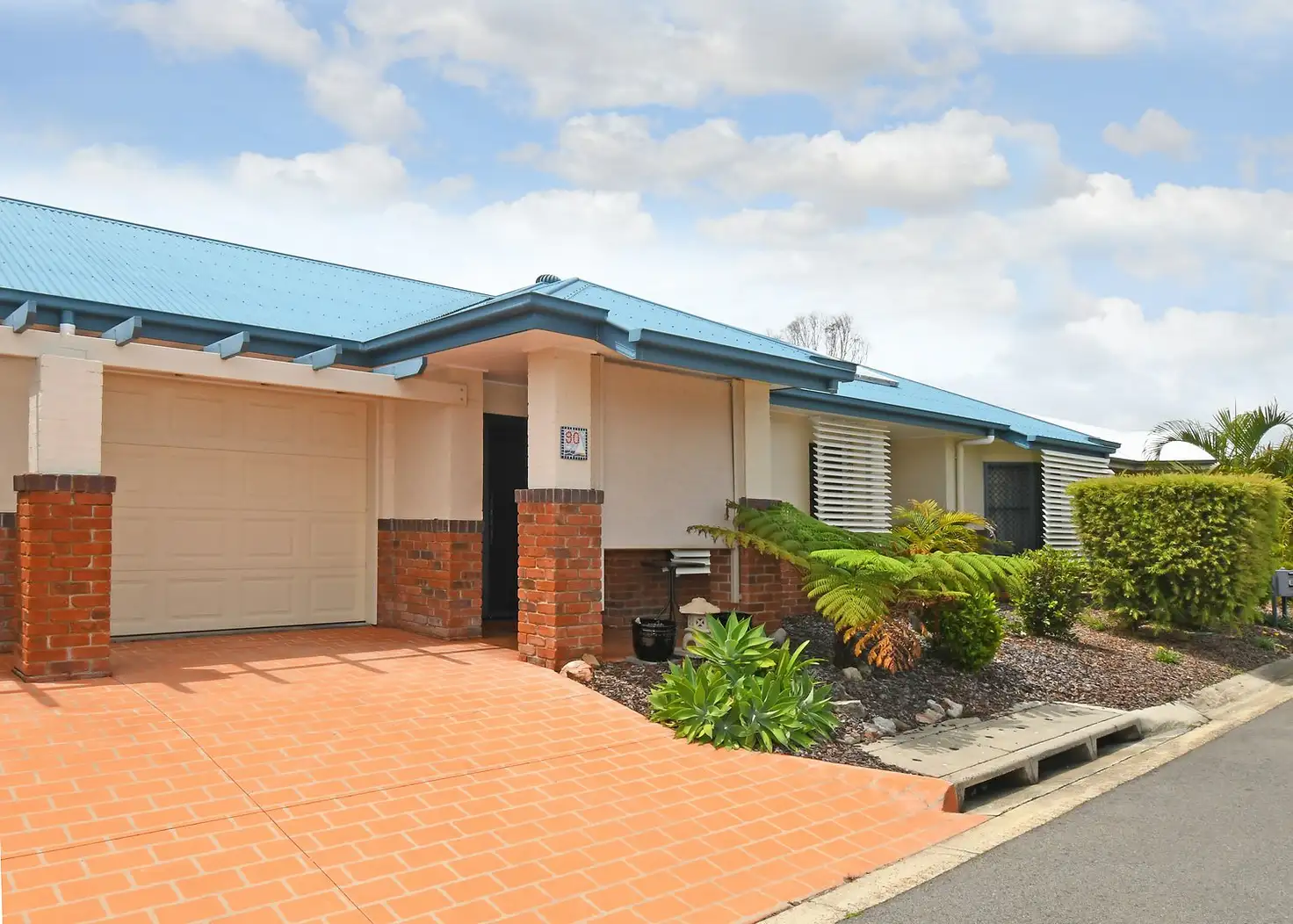 Main view of Homely unit listing, 90/34-56 Elizabeth Street, Urangan QLD 4655