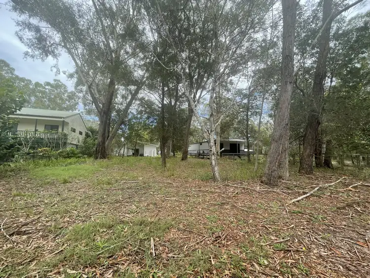 8 Trevanna Ave, Russell Island QLD 4184