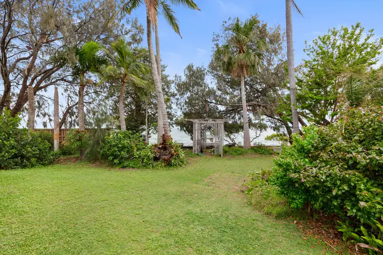 233 Shore Street North, Cleveland QLD 4163
